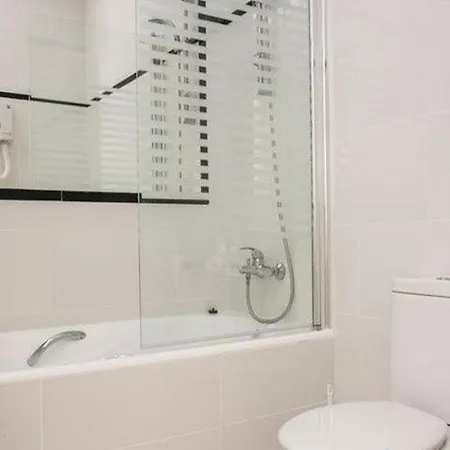 מלון דירות Paphinia Seaview 3*